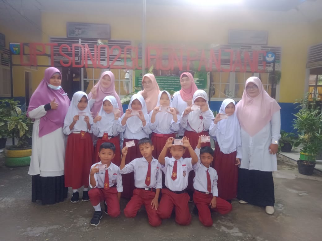 PENYERAHAN KIA DI SDN 02 GURUN PANJANG KAPUH
