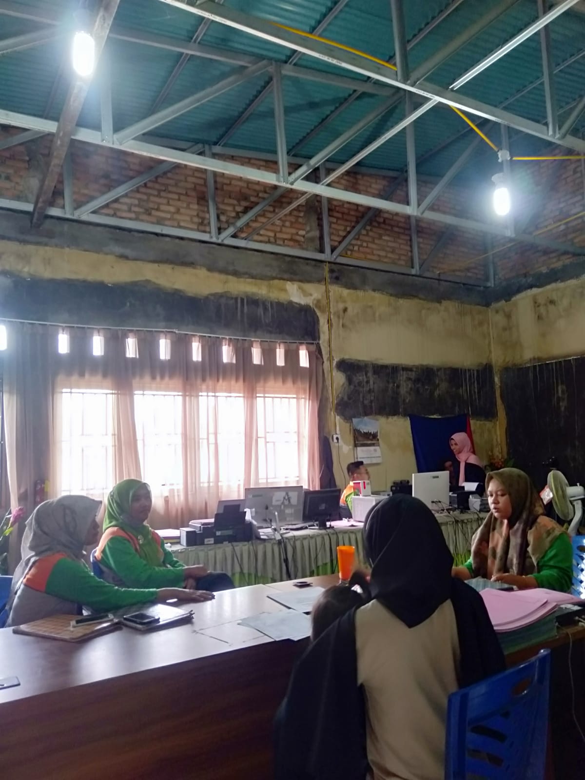 UKL KECAMATAN MEMBERIKAN KEMUDAHAN PELAYANAN BAGI MASYARAKAT