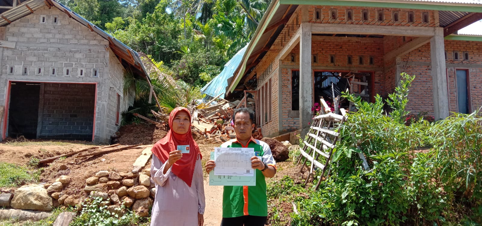 MUSIBAH TANAH LONSOR DI RANAH PESISIR, UKL DISDUKCAPIL BANTU DOKUMEN WARGA