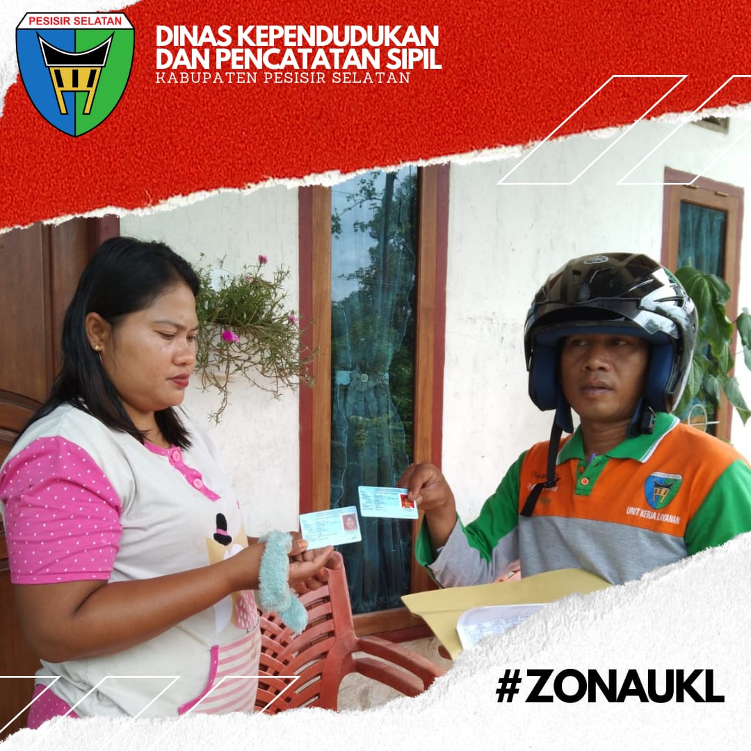 UKL DISDUKCAPIL KECAMATAN BATANG KAPAS DISTRIBUSIKAN KTP ELEKTRONIK