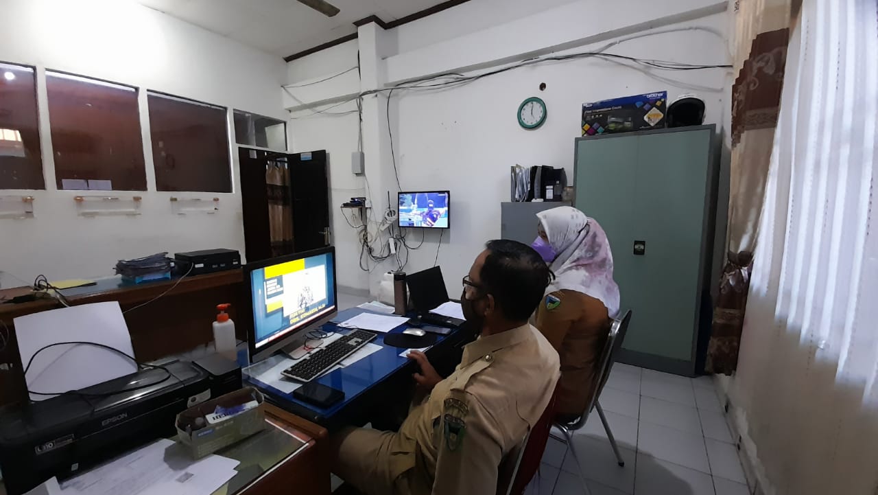 DISDUKCAPIL PESSEL IKUTI SOSIALISASI PERMENDAGRI NOMOR 47 TAHUN 2021