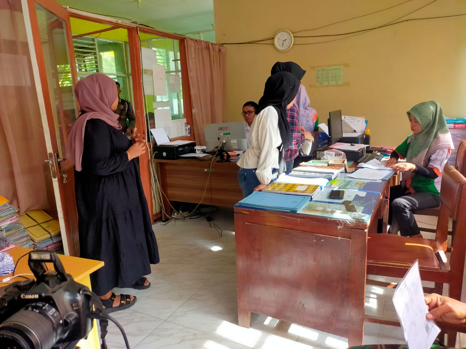 PEREKAMAN DAN PENCETAKAN KTPel SUDAH BISA DILAKUKAN DI UKL KECAMATAN