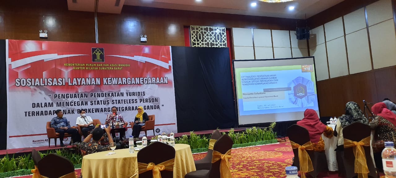 DINAS DISDUKCAPIL IKUTI SOSIALISASI LAYANAN KEWARGANEGARAAN