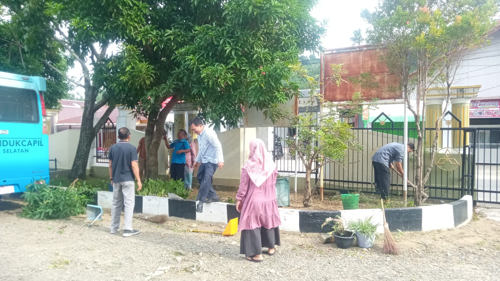 GORO BERSAMA DI DINAS DUKCAPIL PESISIR SELATAN