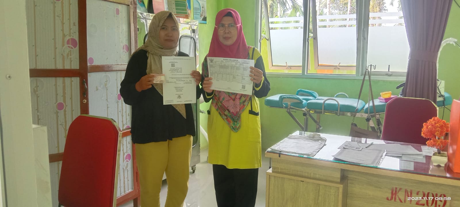 INOVASI LAYANAN SELAMAT LAHIR BERSAMA PRAKTEK BIDAN MANDIRI