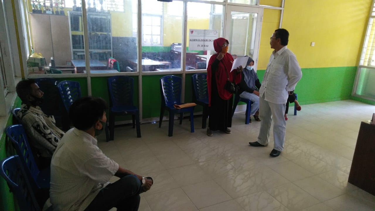 Sidak Kadis Dukcapil ke Unit Kerja Layanan di Kecamatan